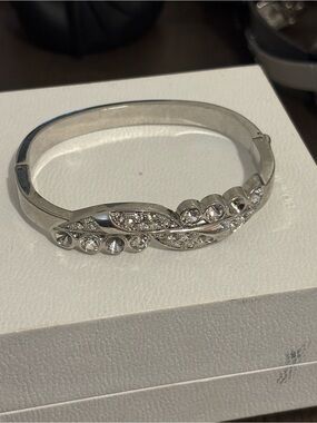 Silver Crystal Leaf Bangle Bracelet - Women Jewelry